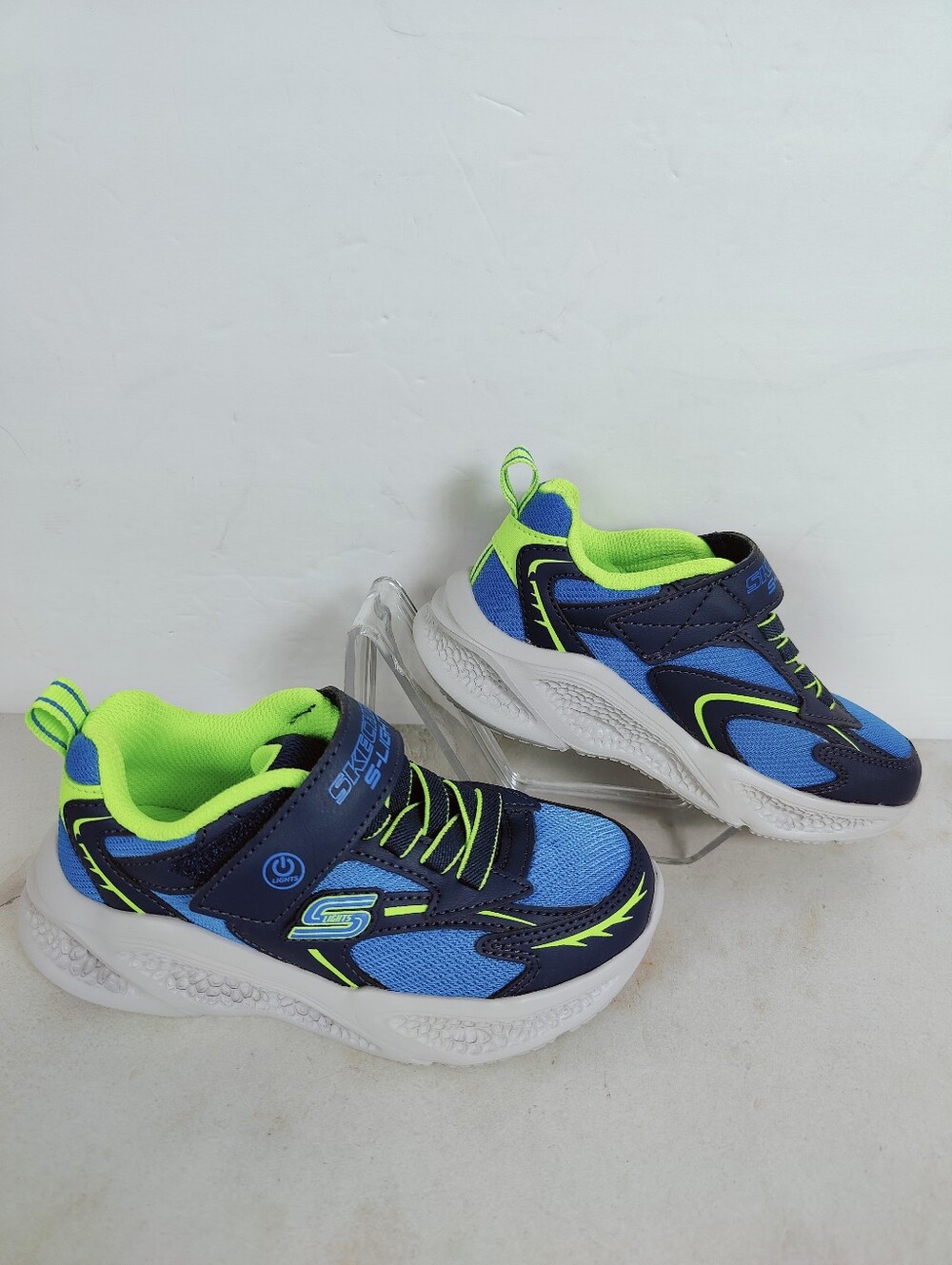 NIB Skechers Toddler Skechers S-Lights Meteor-Lights LED Light Up Sneakers, 11.5